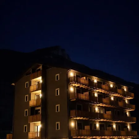 Modern Mountain A Con Parcheggio Apartament
